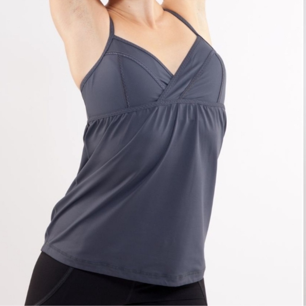 Lululemon Dark Gray Built In Bra Tank Top Size 4 6